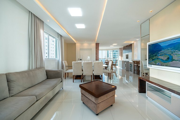 Elegance Tower 3 Suítes by Achei Camboriú