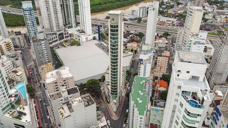 Elegance Tower 3 Suítes by Achei Camboriú