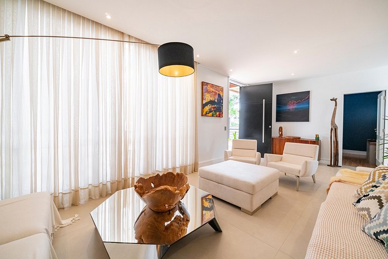 Casa Atalaia 550m Praia c/ Hidro by Achei Camboriú