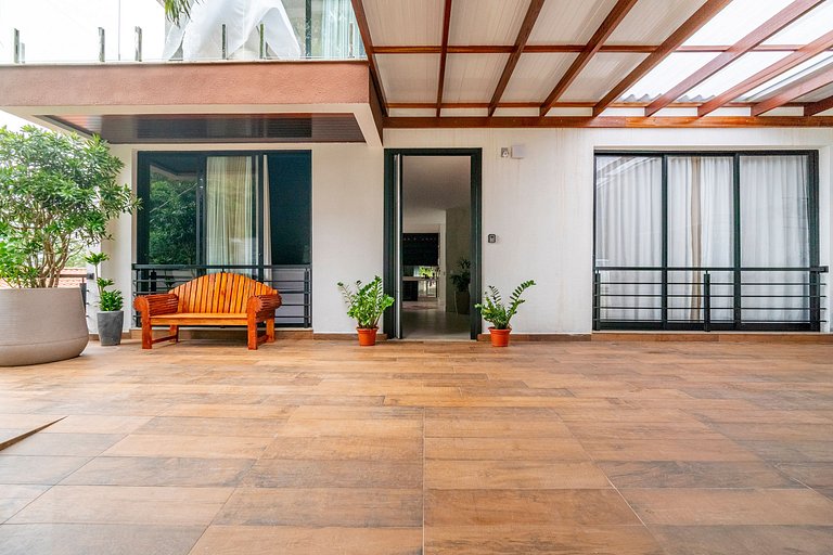 Casa Atalaia 550m Praia c/ Hidro by Achei Camboriú