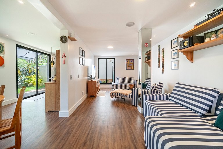 Atalaia SPA 1 Qto c/ Hidro by Achei Camboriú