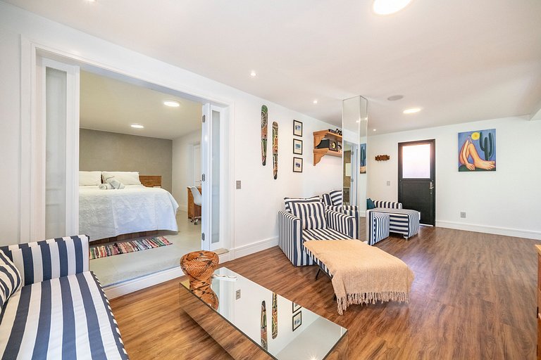 Atalaia SPA 1 Qto c/ Hidro by Achei Camboriú