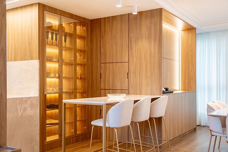 Peniche Luxo 2 Suítes by Achei Camboriú