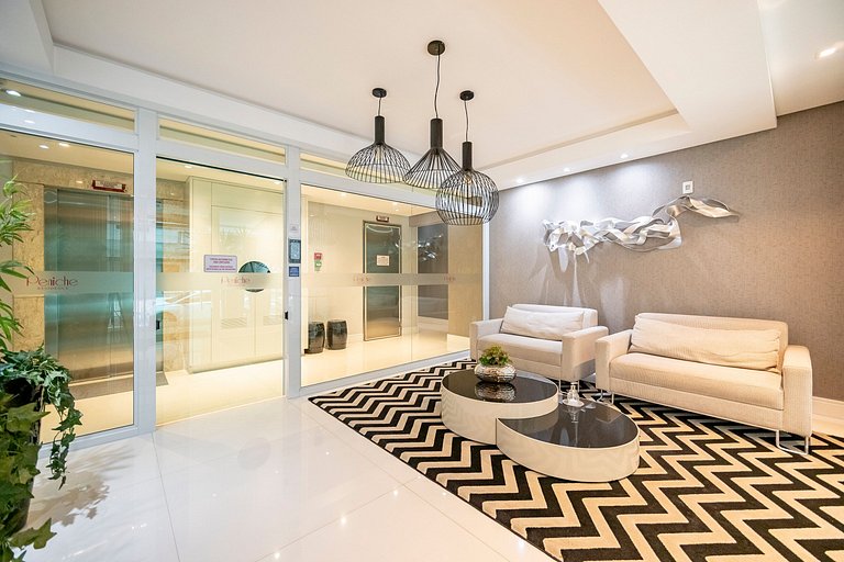 Peniche Luxo 2 Suítes by Achei Camboriú