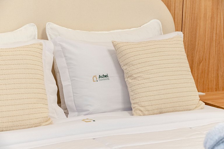 Peniche Luxo 2 Suítes by Achei Camboriú