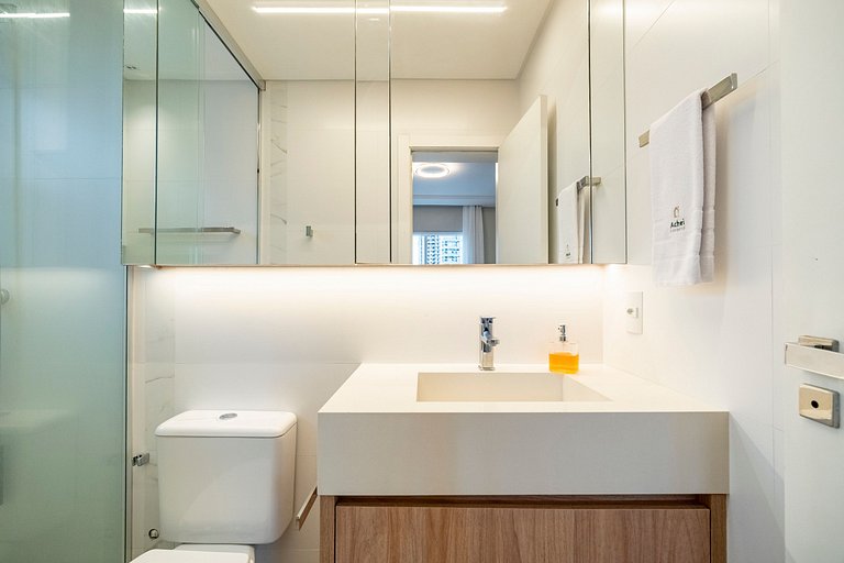 Peniche Luxo 2 Suítes by Achei Camboriú