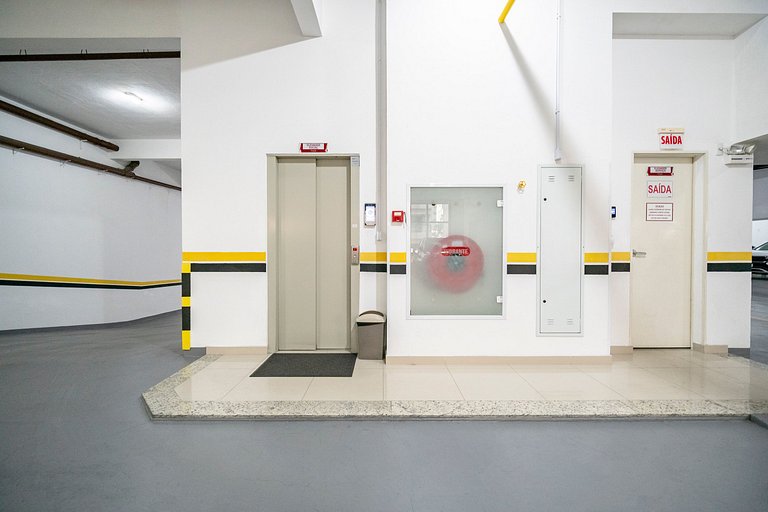 Peniche Luxo 2 Suítes by Achei Camboriú